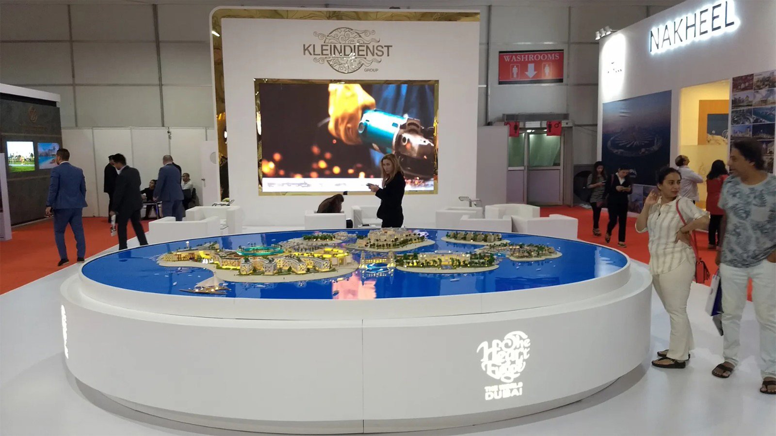 Experiential Marketing Displays